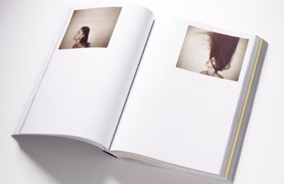 Bild von Gnädinger, Alexander: 100 Girls on Polaroid