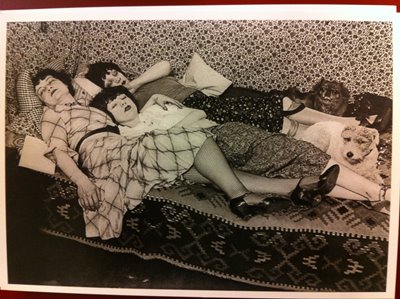 Bild von Postkarte - Kiki de Montparnasse avec ses amies - Brassaï
